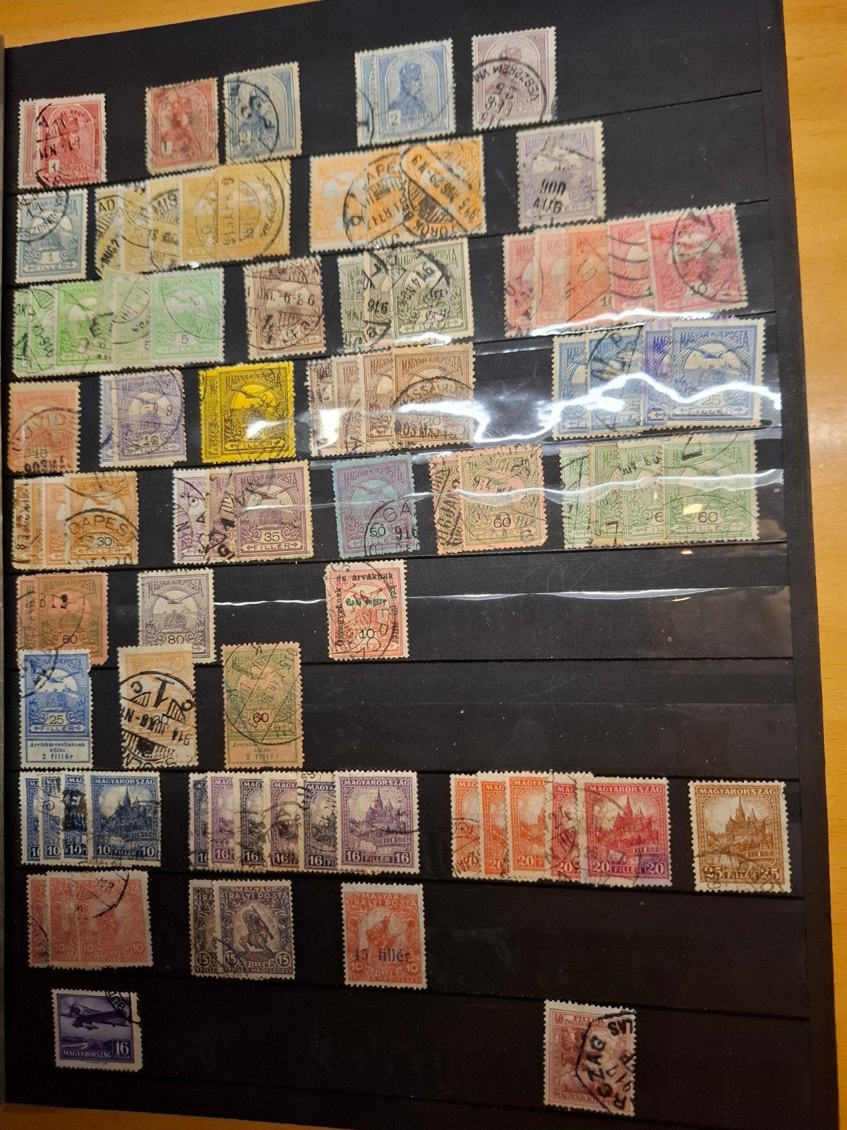 Postzegels Hongarije in stokboek, Postzegels en Munten, Ophalen of Verzenden, Buitenland