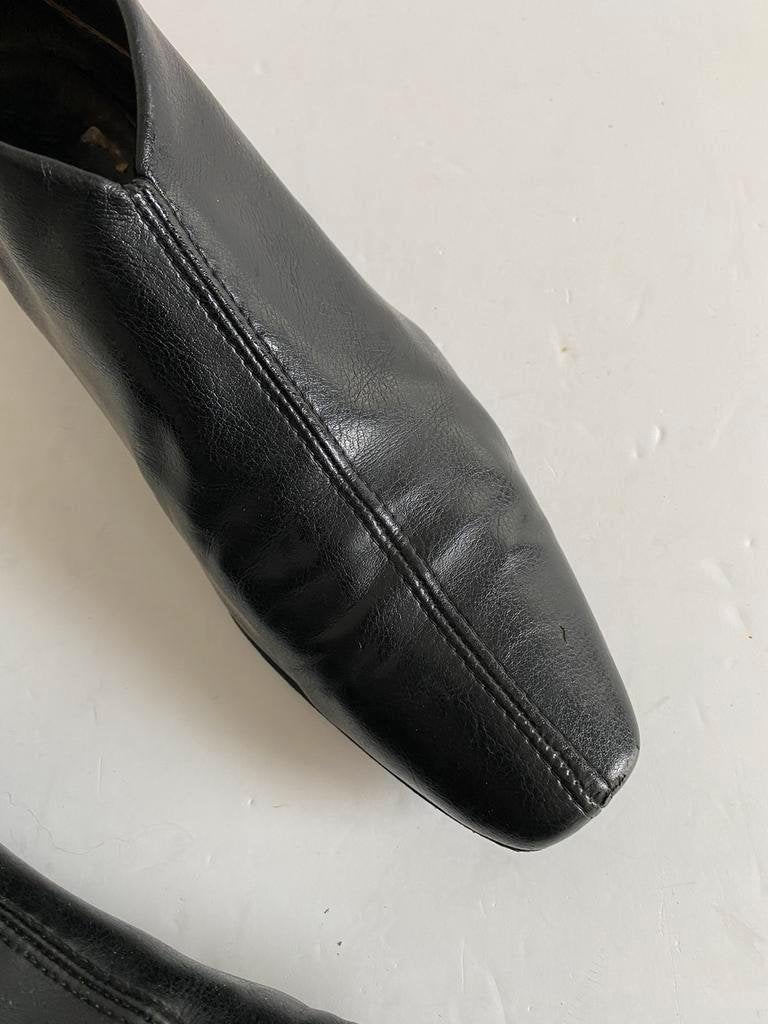 i338 Peter Kaiser maat 40 leren pumps lage laarsjes zwart, Kleding | Dames, Schoenen, Peter Kaiser, Zwart, Ophalen of Verzenden