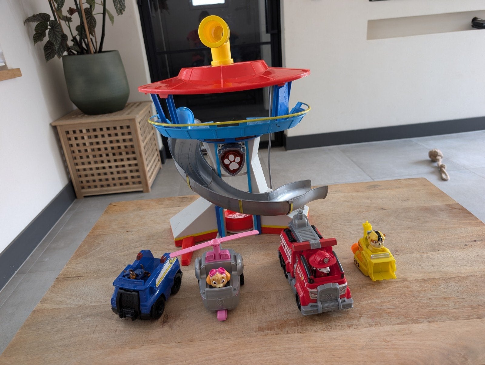 Paw Patrol toren met figuurtjes, Ophalen, Gebruikt