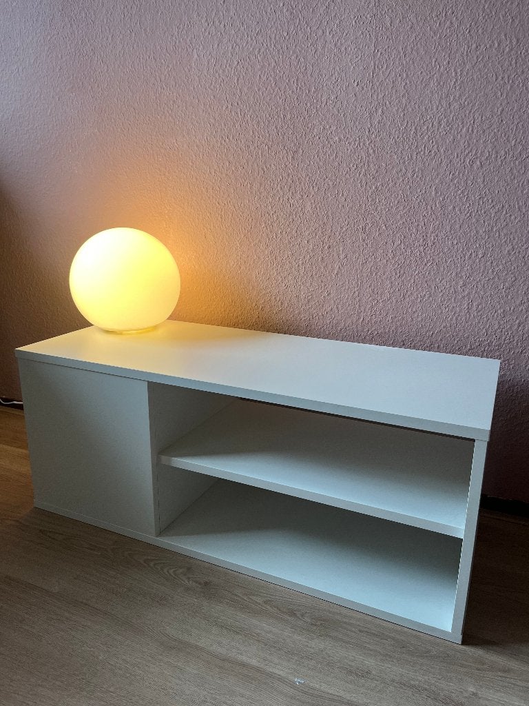 IKEA VIHALS TV-meubel/opbergkast met wieltjes, Huis en Inrichting, Kasten | Televisiemeubels, Ophalen, Minder dan 50 cm, Zo goed als nieuw