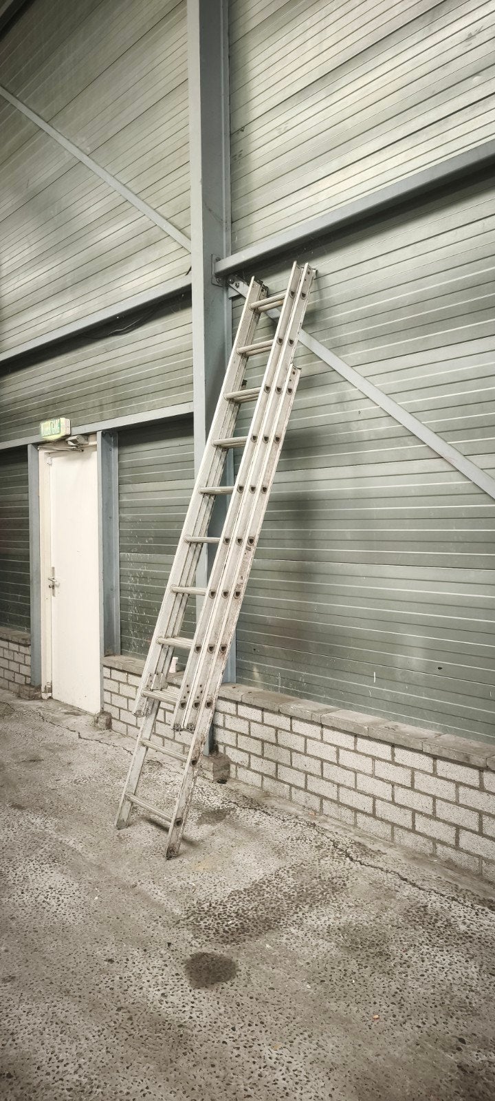 Excelsior Uitschuifbare Ladder - 2.57m tot 6.31m, Doe-het-zelf en Verbouw, Ladders en Trappen, Ophalen, Gebruikt, Ladder, Opvouwbaar of Inschuifbaar
