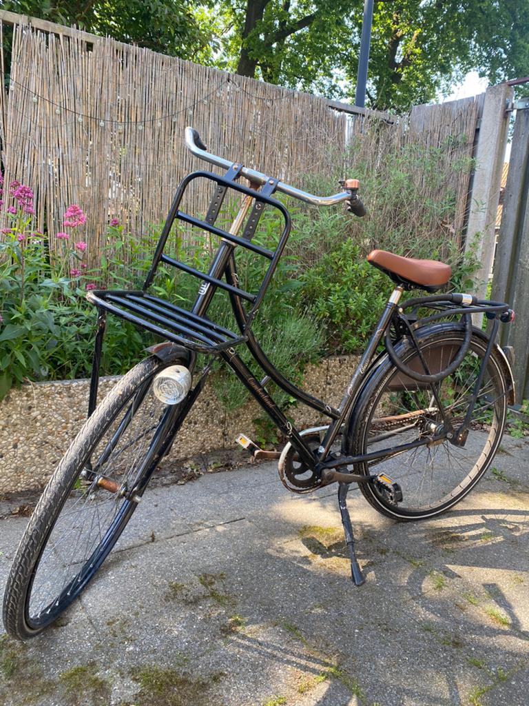 Oude omafiets, Fietsen en Brommers, Fietsen | Dames | Omafietsen, Ophalen, Gebruikt