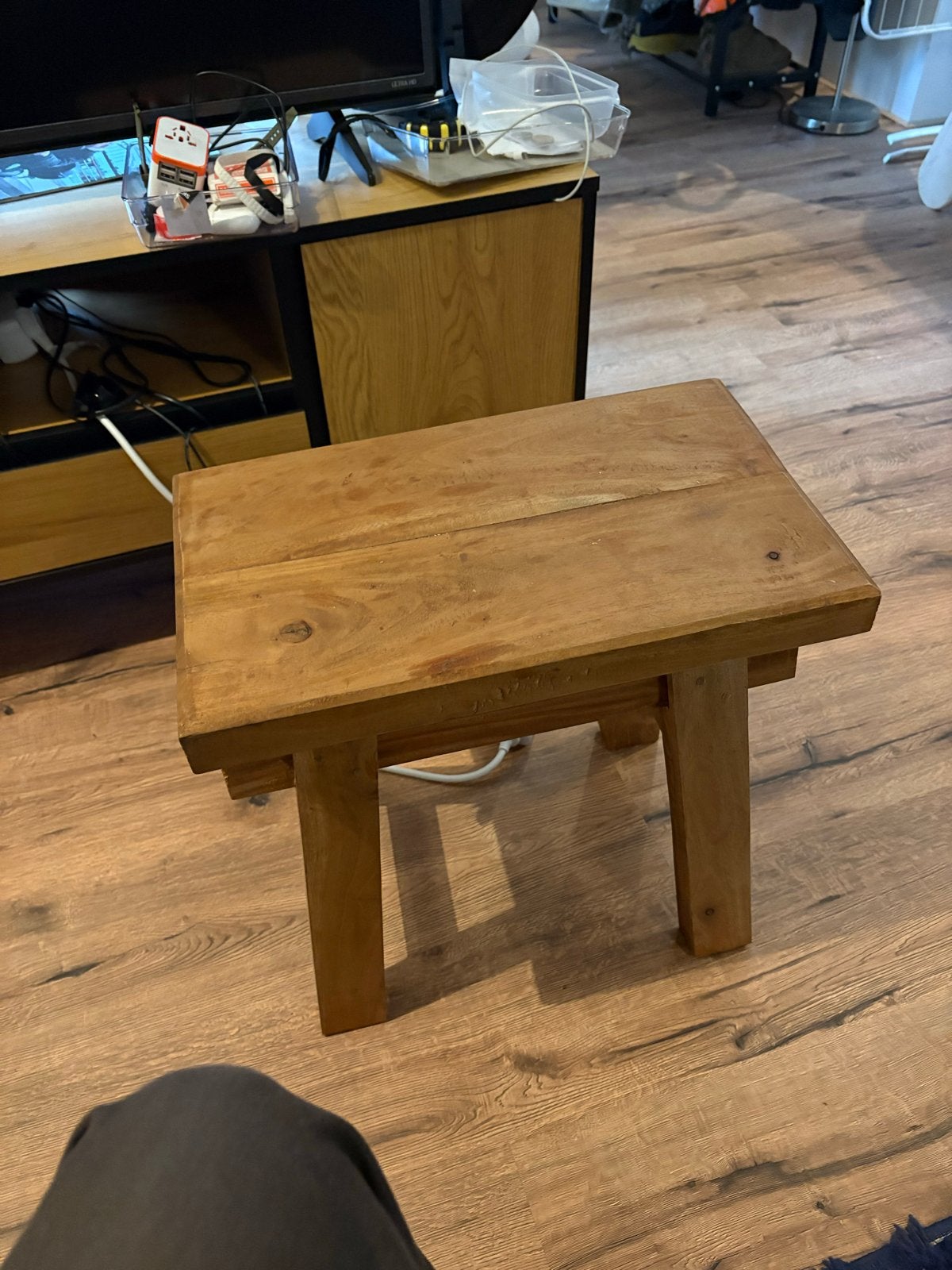 Houten bijzet tafel van Xenos, Ophalen, Minder dan 45 cm, Minder dan 55 cm, Gebruikt