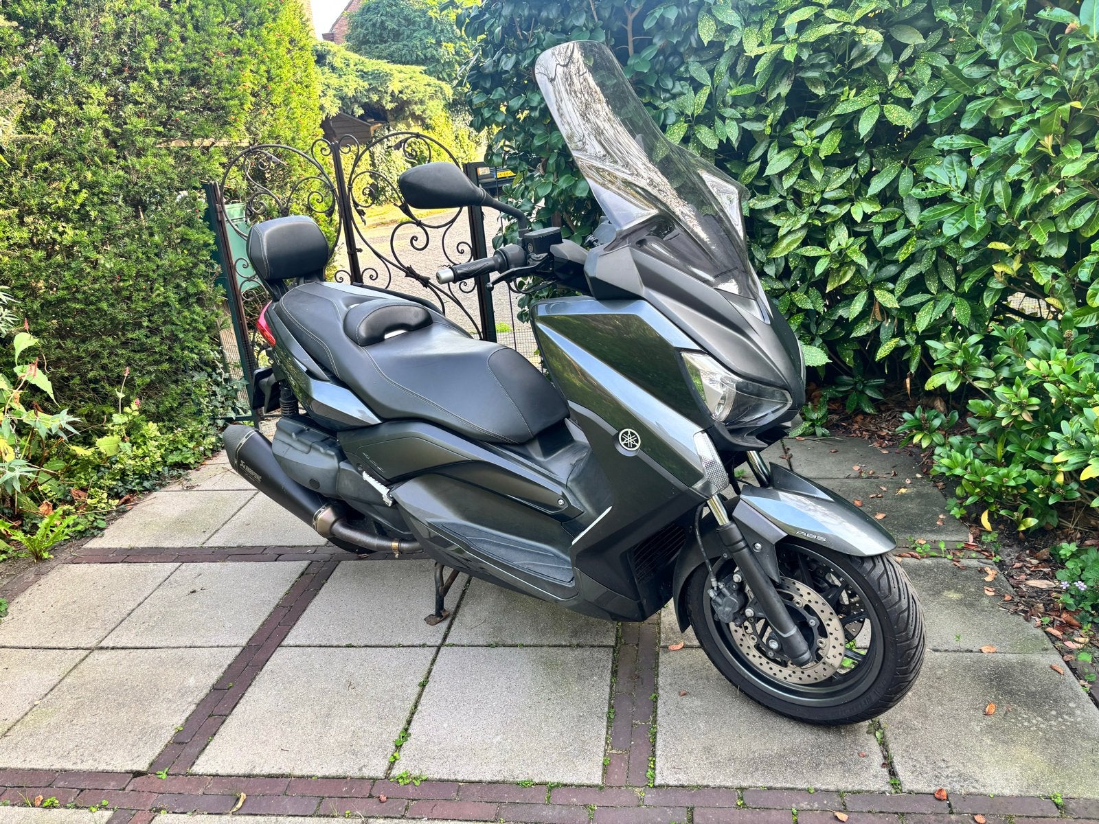 Yamaha XMAX 400  Acropovic uitlaat en onderhoudsbeurt, Motoren, Scooter, Occasion, Particulier, Meer dan 35 kW