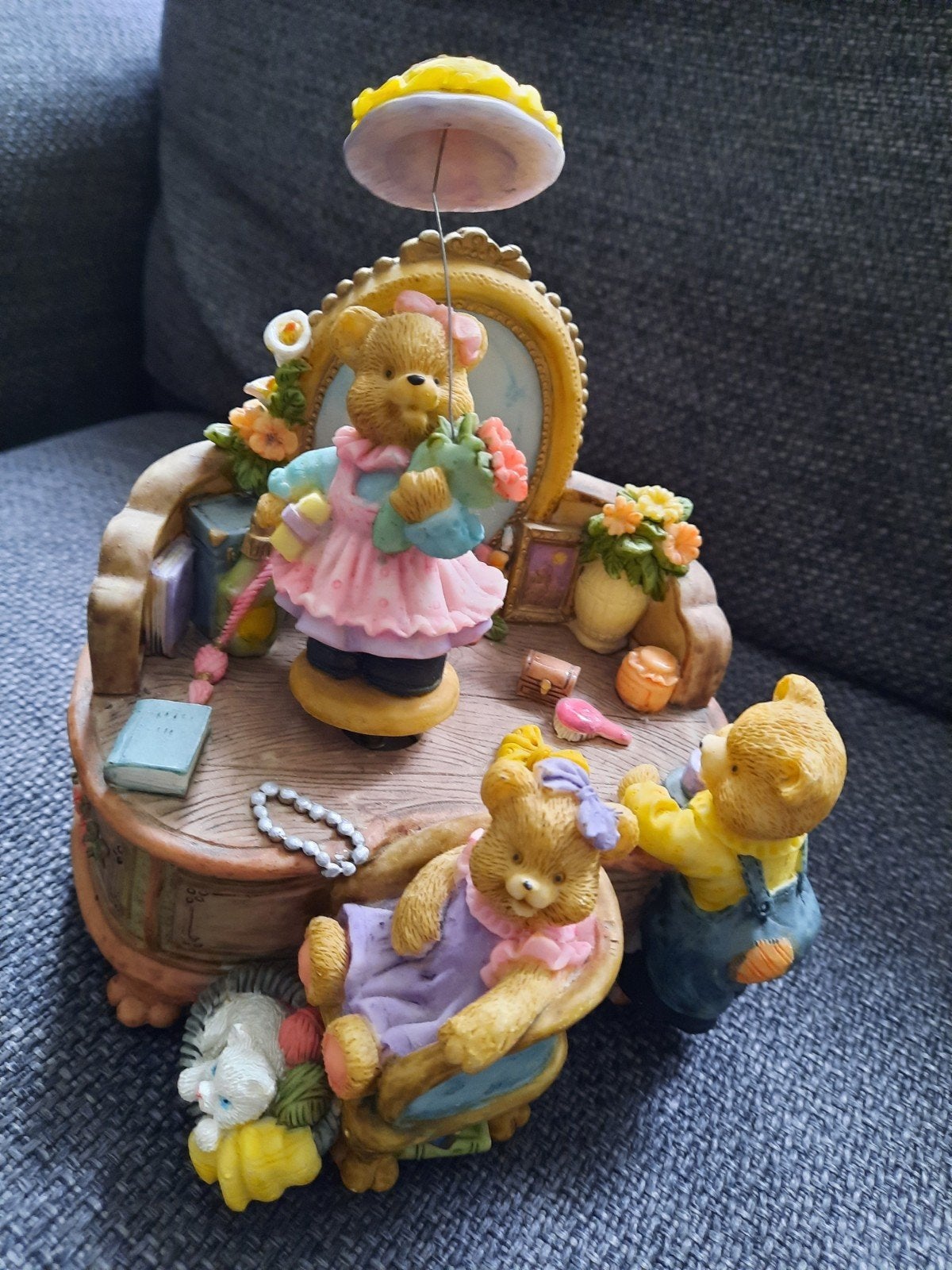 werkende speeldoos - kaptafel met beertjes, Ophalen