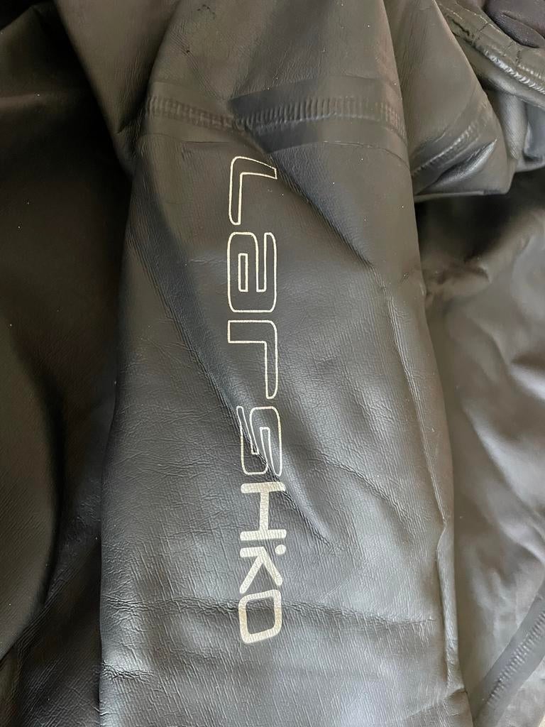 Hiko LArshiko neopreen shirt maat s, Ophalen, Gebruikt, Dame of Heer, Overige typen