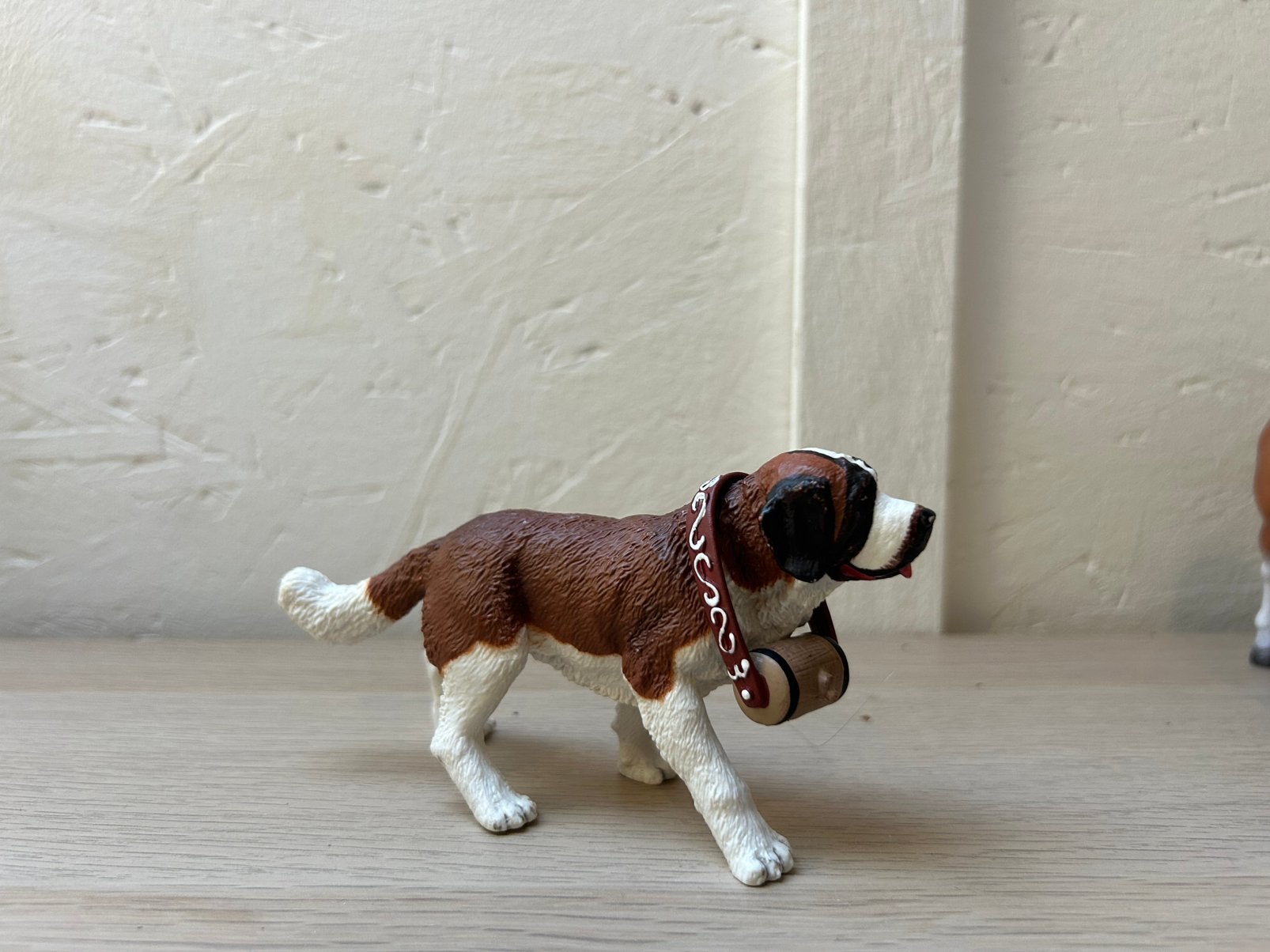 Papo sint bernard, Verzamelen, Dierenverzamelingen, Ophalen of Verzenden, Zo goed als nieuw, Paard, Beeldje of Figuurtje