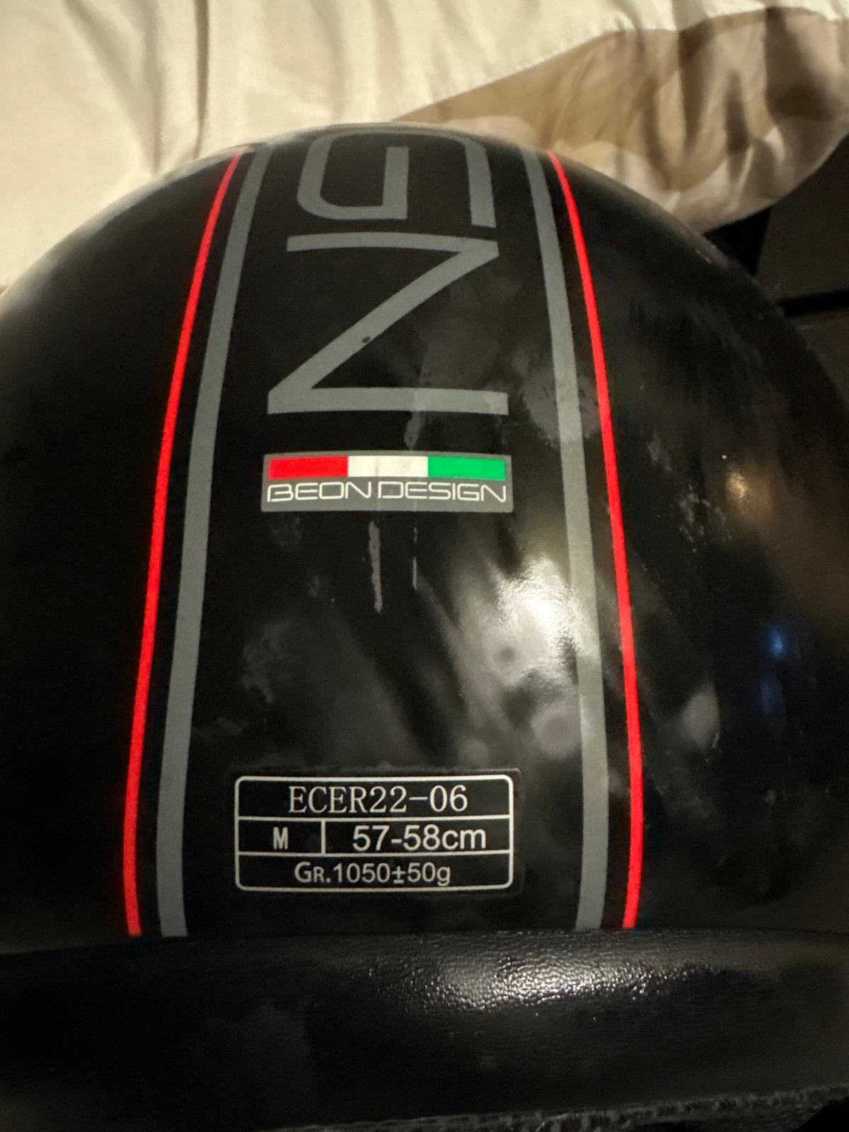 Beon Design Motorhelm Maat M (57-58cm) - Zwart, Fietsen en Brommers, Ophalen, Zo goed als nieuw