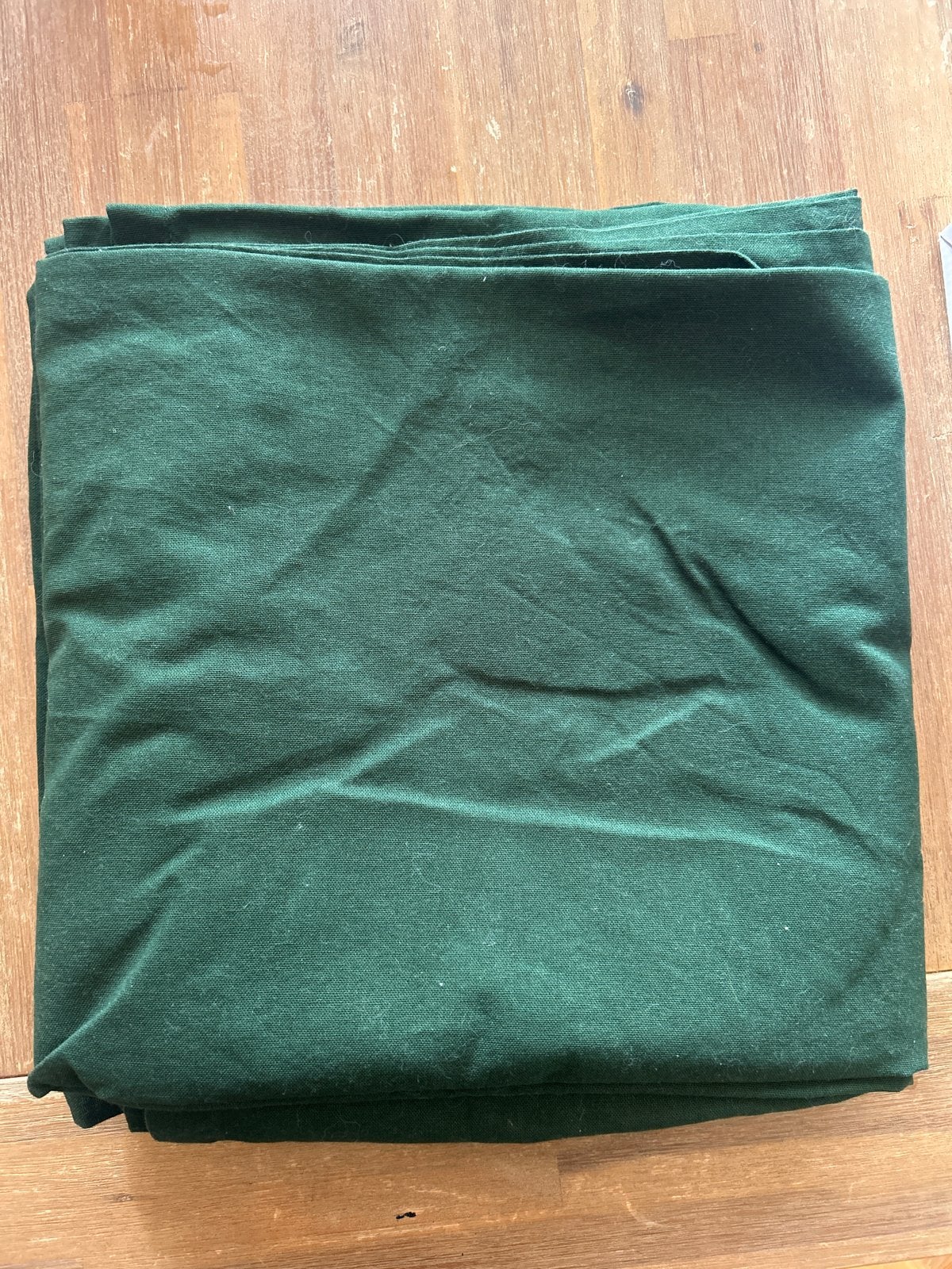 2x H&M Home tafelkleed Donkergroen 140x240cm, Ophalen of Verzenden, Zo goed als nieuw, Rond