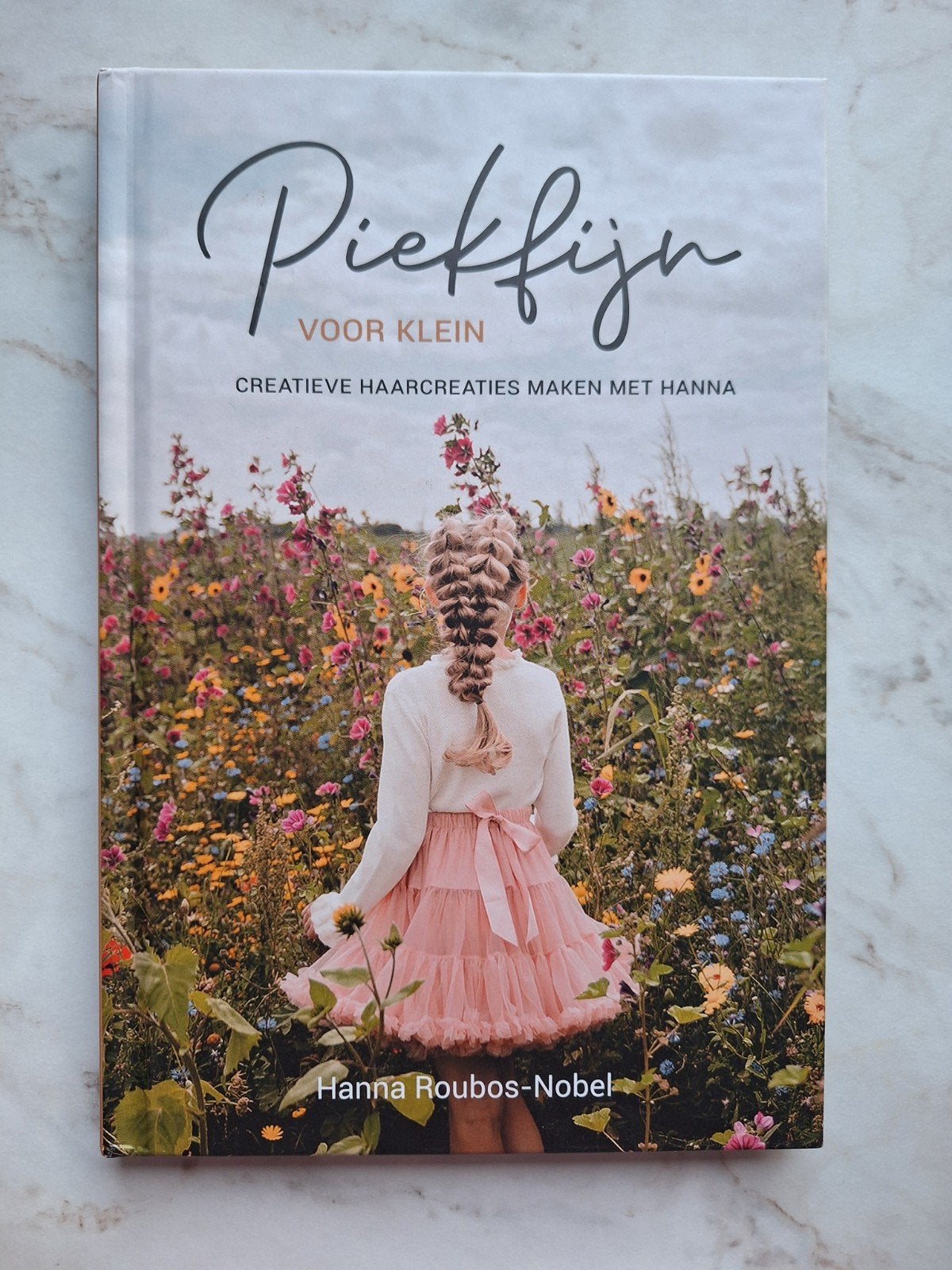 Hanna Roubos - Piekfijn voor klein, Ophalen of Verzenden, Zo goed als nieuw, Hanna Roubos, Mode algemeen