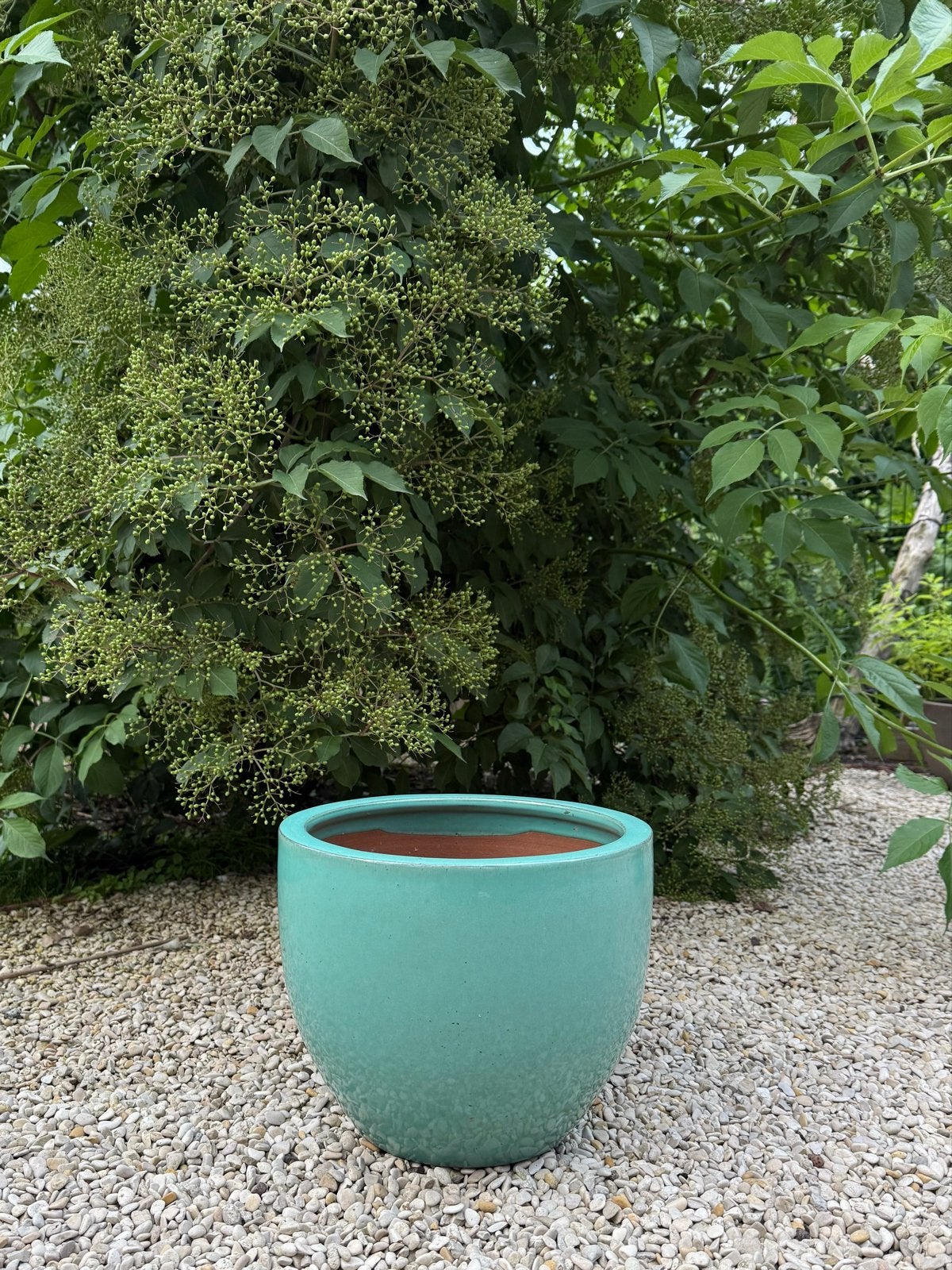 Aardewerken bloempot turquoise Ø 30 cm, Tuin en Terras, Bloempotten, Rond, Zo goed als nieuw, Minder dan 40 cm, Balkon