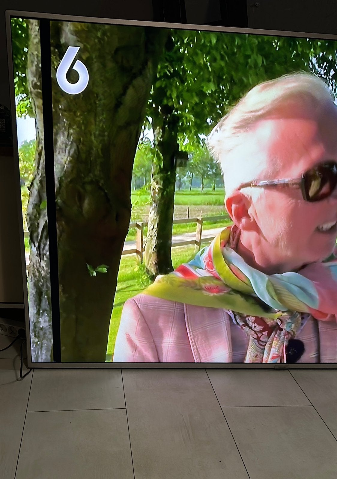 SAMSUNG UE75MU8000 75 inch VOOR ONDERDELEN, Audio, Tv en Foto, Ophalen, LED, 120 Hz, Zo goed als nieuw