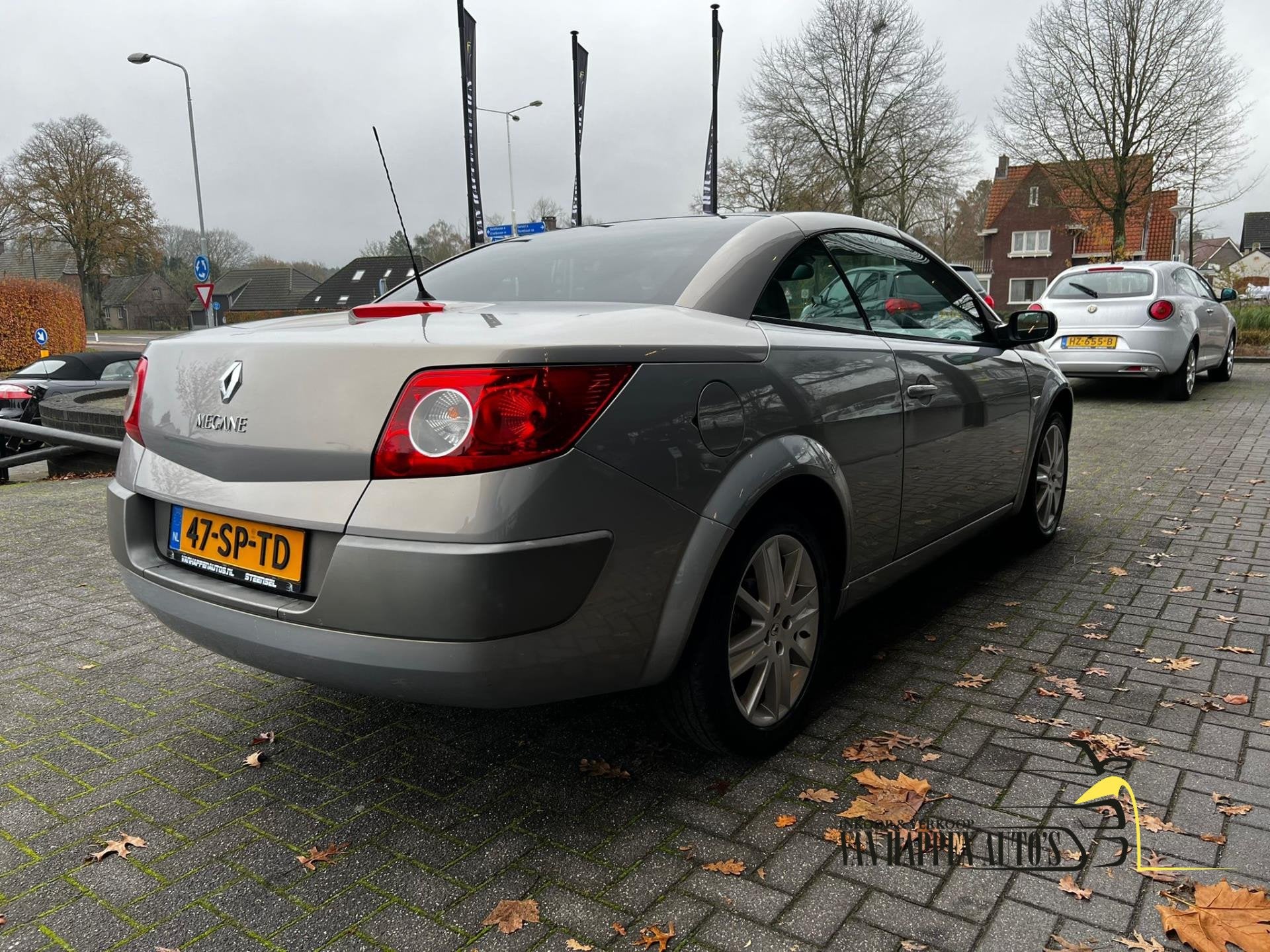 Renault Mégane Coupé-Cabriolet 2.0-16V Privilège Luxe, Voorwielaandrijving, 1998 cc, 135 pk, Gebruikt