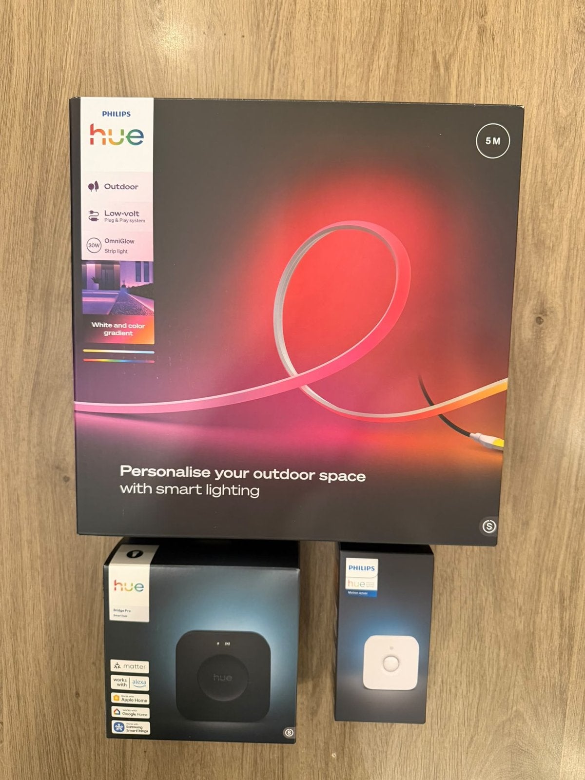 Philips Hue Outdoor Lightstrip 5m + Bridge + Dimmer, Huis en Inrichting, Dimbaar, Ophalen of Verzenden, Nieuw, Philips Hue