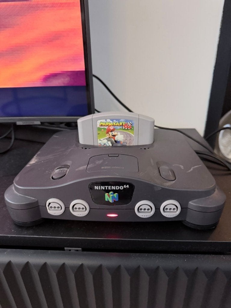 Nintendo 64 console + Mario Kart 64 – getest en werkend, Spelcomputers en Games, Ophalen of Verzenden, Gebruikt, Zonder controller