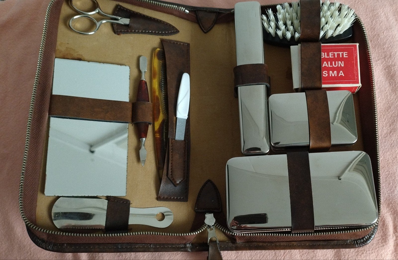 Vintage Heren Toilettas / Reisnecessaire - Bruin Leer, Gebruikt, Bruin, Ophalen of Verzenden, Met spiegeltje(s)