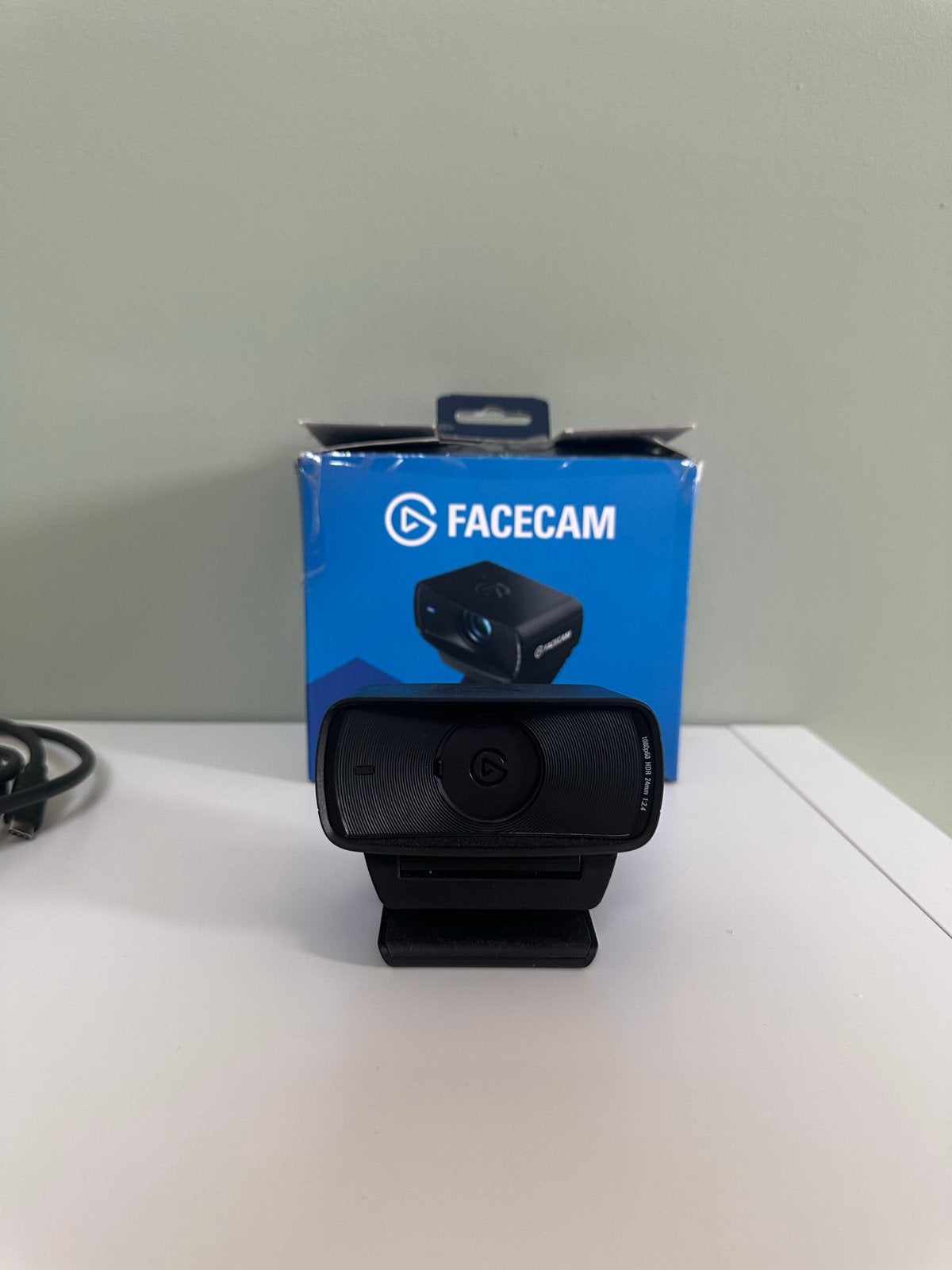 Elgato Facecam MK2 - Full HD 1080p60 Webcam, MacOS, Ophalen of Verzenden, Zo goed als nieuw, Monitorclip