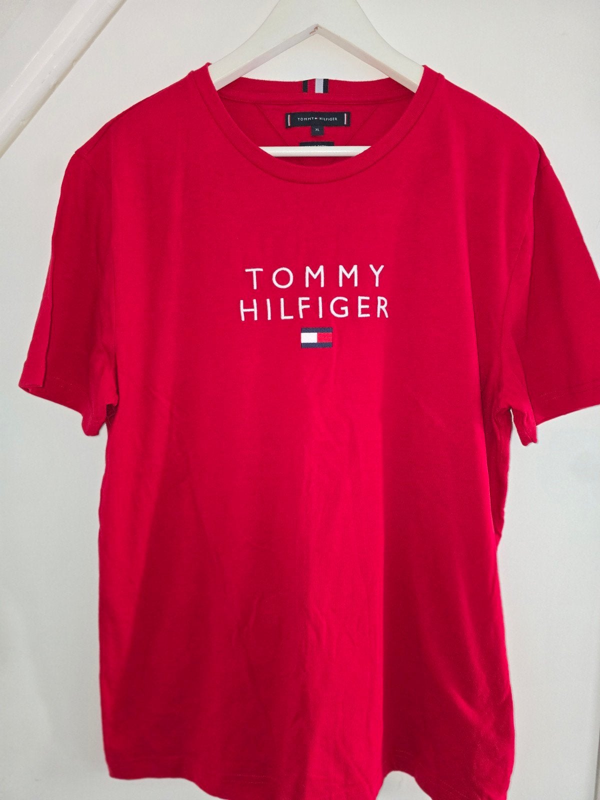 Tommy Hilfiger T-shirt rood - Maat XL, Verzenden, Tommy Hilfiger, Rood, Maat 56/58 (XL)