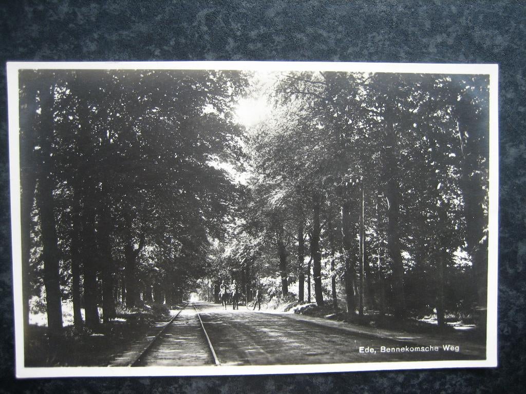 EDE  Bennekomscheweg met tramrails, Ophalen of Verzenden, 1920 tot 1940, Gelderland