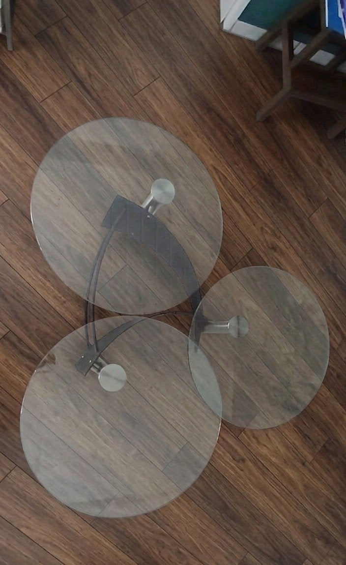 Glazen salontafel met matzwart metalen frame, Huis en Inrichting, Tafels | Salontafels, Ophalen, Gebruikt, 100 tot 150 cm, 50 tot 100 cm