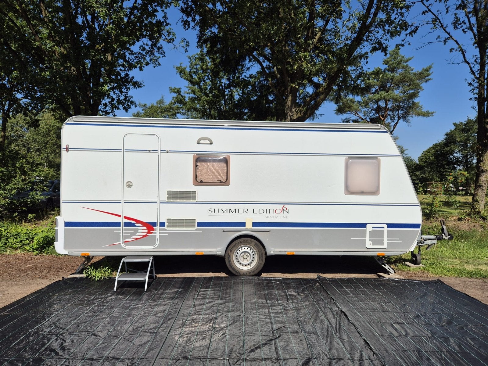 Dethleffs Summer Edition Silverline 500 SK+stapelbed (2006), Caravans en Kamperen, Dwars-stapelbed, Treinzit, Particulier, Dethleffs