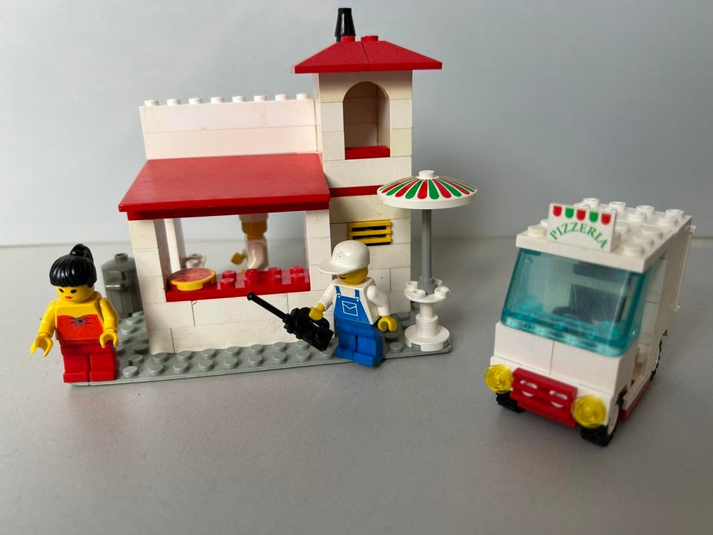 Lego 10036 Pizzeria Pizza-to-Go mist 5 stukjes, Ophalen of Verzenden, Gebruikt, Lego