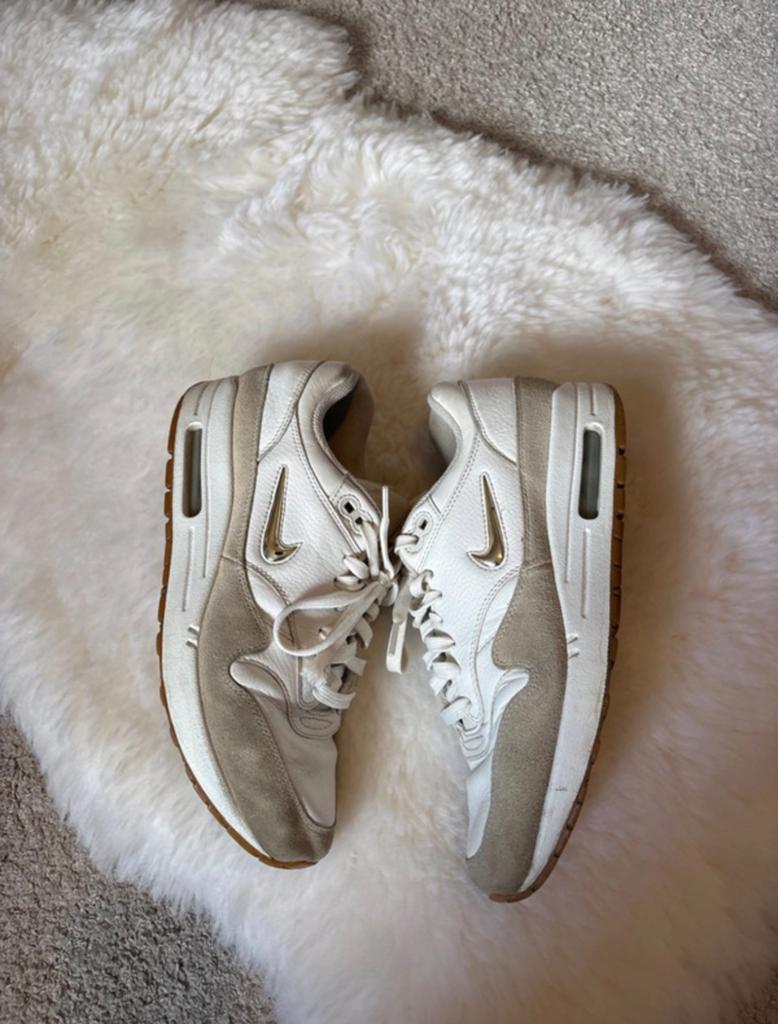Nike air max 1 “ Jewel Summit White “ maat 40,5, Kleding | Dames, Schoenen, Wit, Ophalen of Verzenden, Sneakers of Gympen, Gedragen