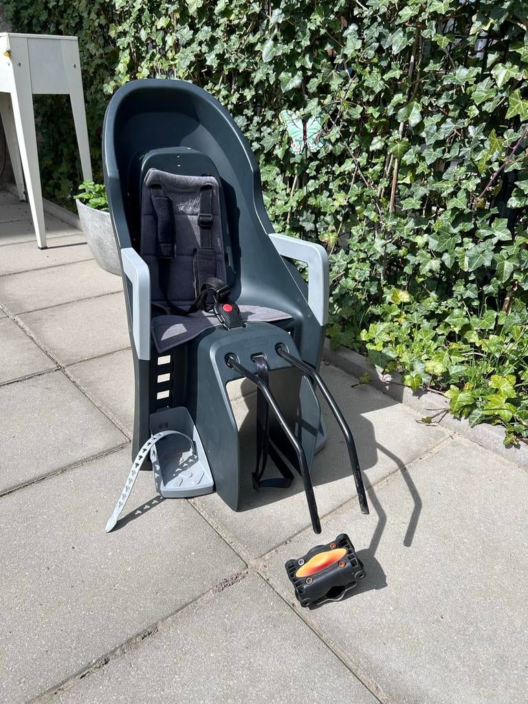 Polisport Achterzitje Fiets - Comfortabel en Veilig, Ophalen, Zo goed als nieuw