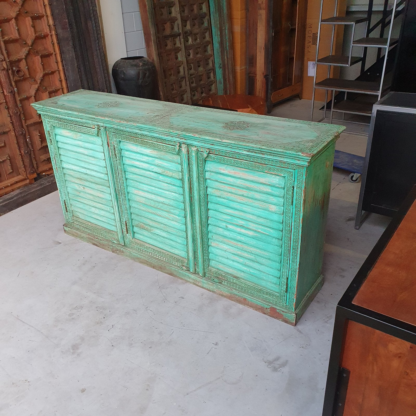 Antiek Indiaas dressoir | handgemaakt Acacia | Uniek