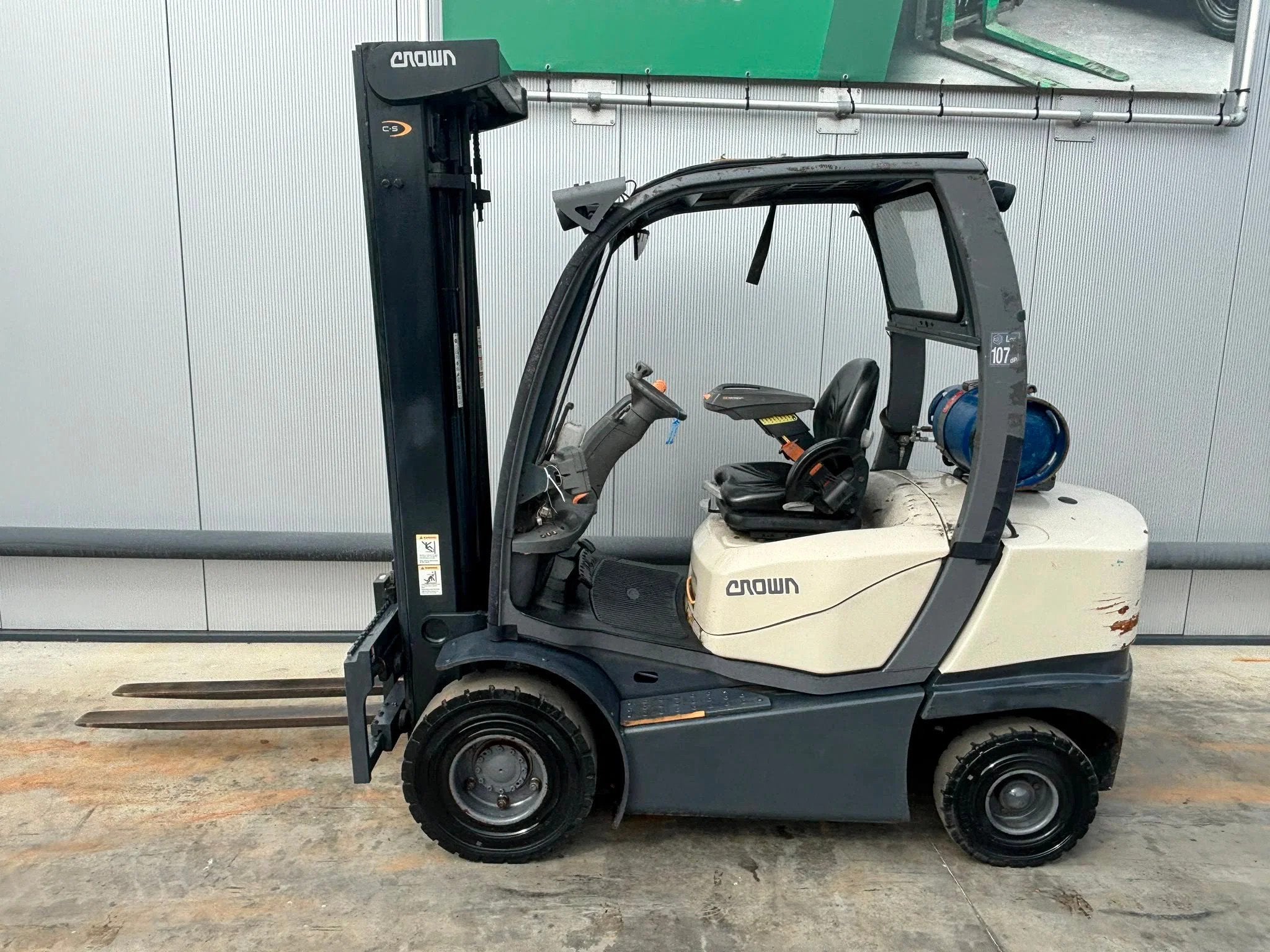 Crown 2.5 Heftruck (bj 2020), Zakelijke goederen, 2000 tot 3000 kg, LPG, Heftruck, Crown