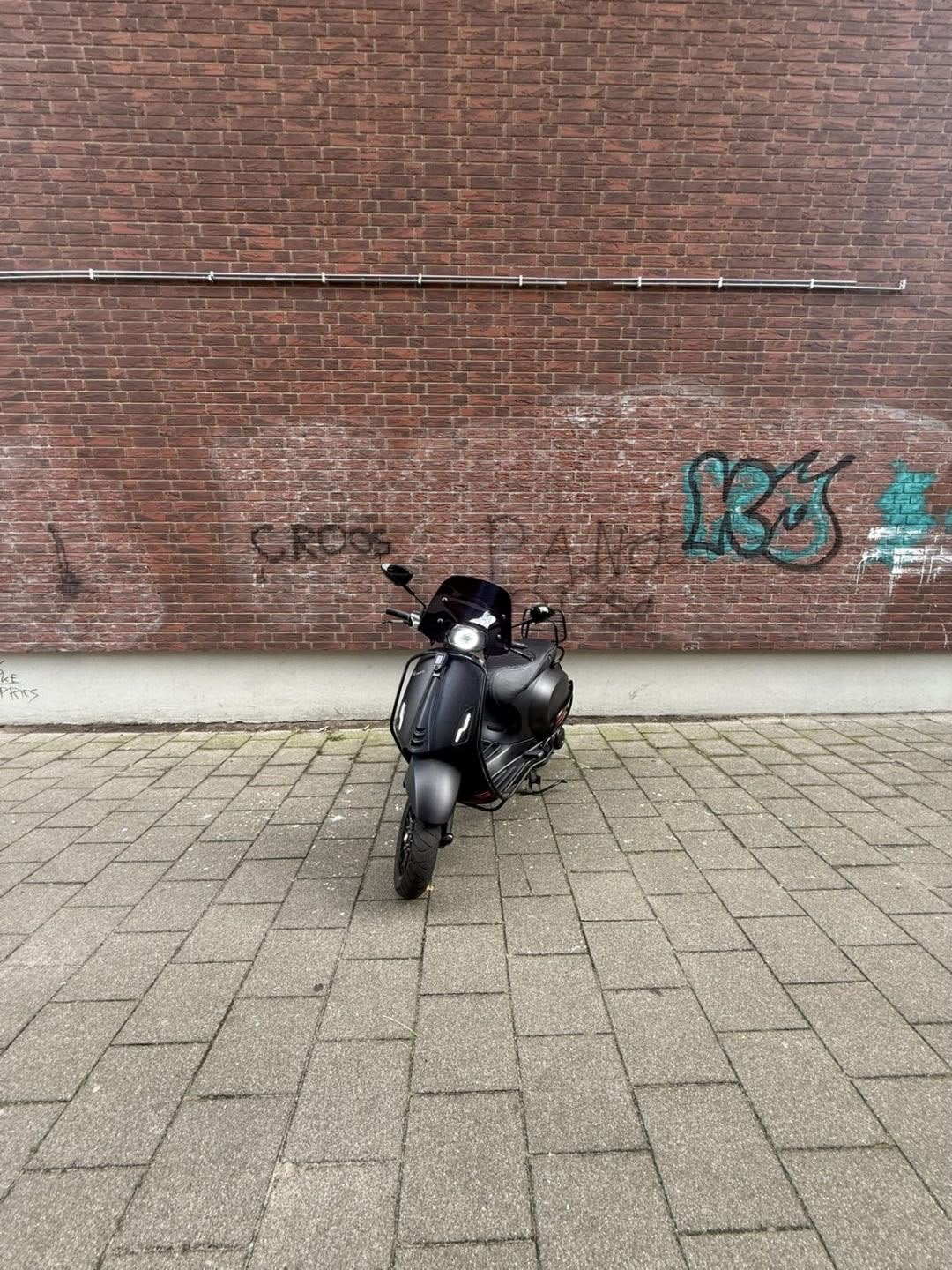 Vespa sprint, Ophalen of Verzenden