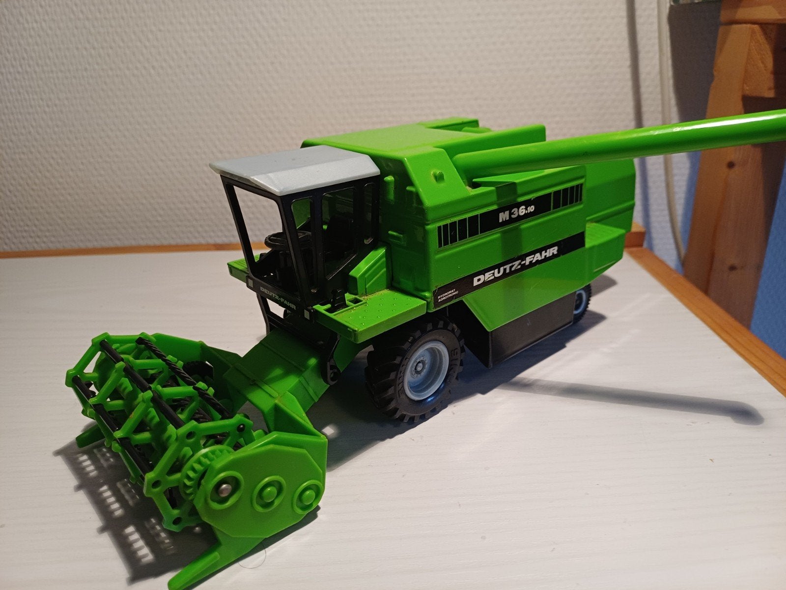 Britains Siku Deutz Fahr M 36.10 combine, Ophalen of Verzenden, Zo goed als nieuw, Tractor of Landbouw, Britains