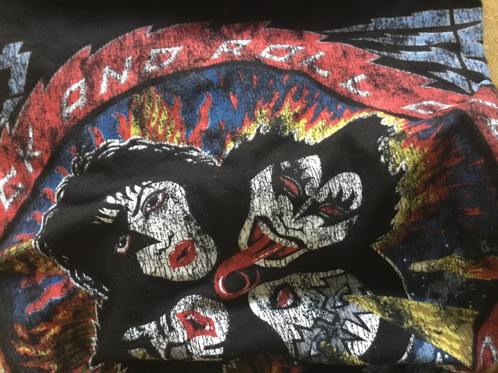 Vans x KISS Rock and Roll Over T-shirt Maat M/L, Ophalen of Verzenden, Gedragen, Maat 48/50 (M), Zwart