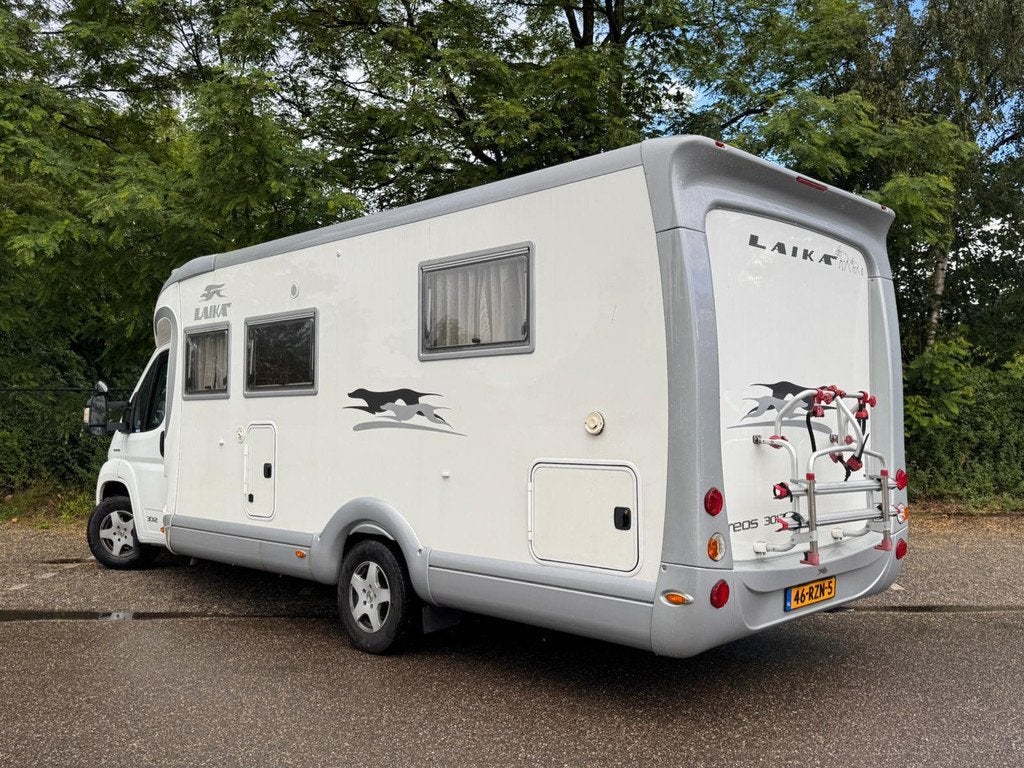 Laika KREOS 3012 3.0, QUEENSBED, AIRCO EURO 5, CARPLAY, ETC., Bedrijf, Startonderbreker, Navigatie, Laika