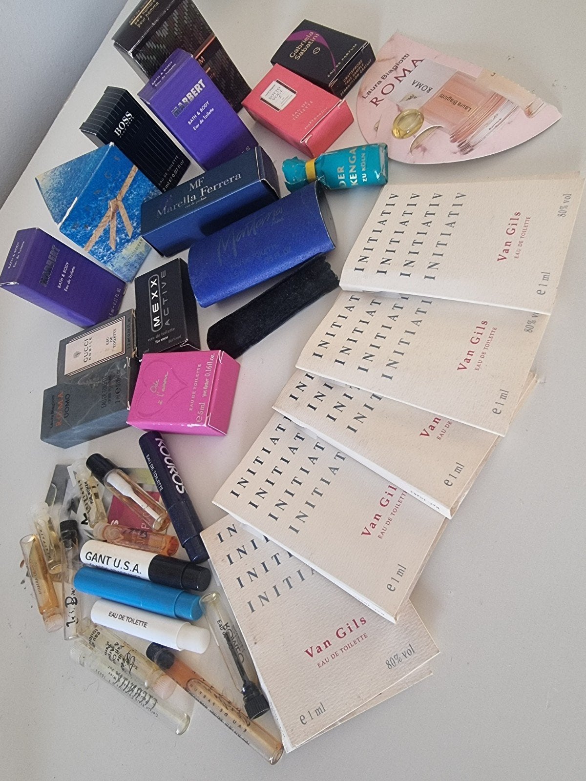 Vintage groot partij parfumminiaturen, Ophalen of Verzenden, Zo goed als nieuw