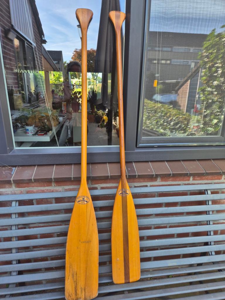 2 stuks houten peddels. Geschikt voor Canadees kano, Ophalen, Gebruikt