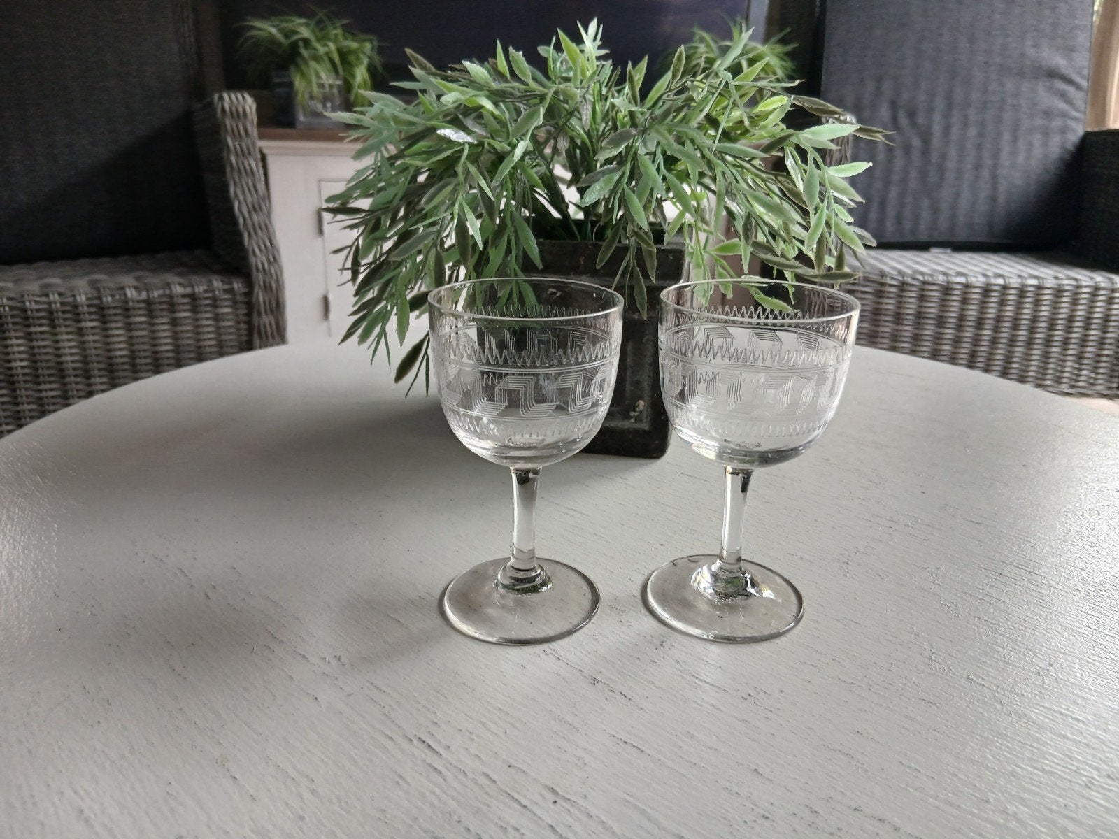 2 Vintage borrelglaasjes, Ophalen, Zo goed als nieuw, Borrel- of Shotglas