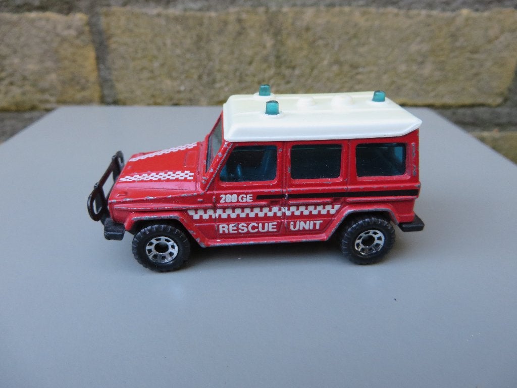 Matchbox Mercedes 280 GE Rescue Unit, Ophalen of Verzenden, Gebruikt, Auto