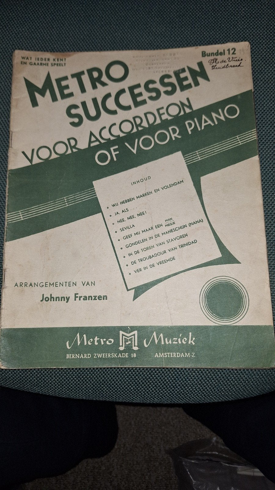 Metro Successen Accordeon of Piano - Bundel 12, Muziek en Instrumenten, Bladmuziek, Overige soorten, Ophalen of Verzenden, Zo goed als nieuw