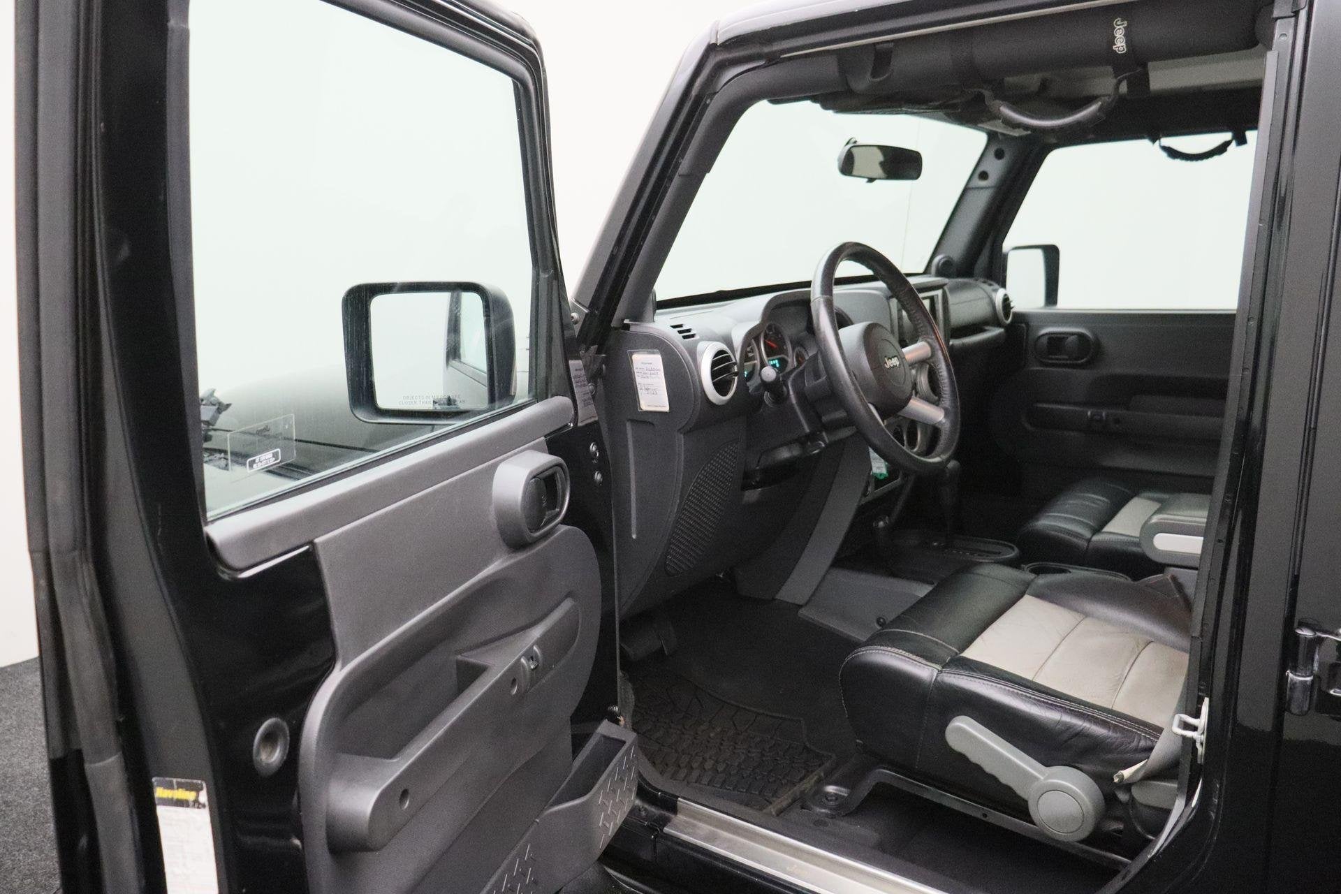 Jeep Wrangler Unlimited 2.8 CRD Sport 2010 Youngtimer | Soft, Automaat, Stof, Gebruikt, 4 cilinders