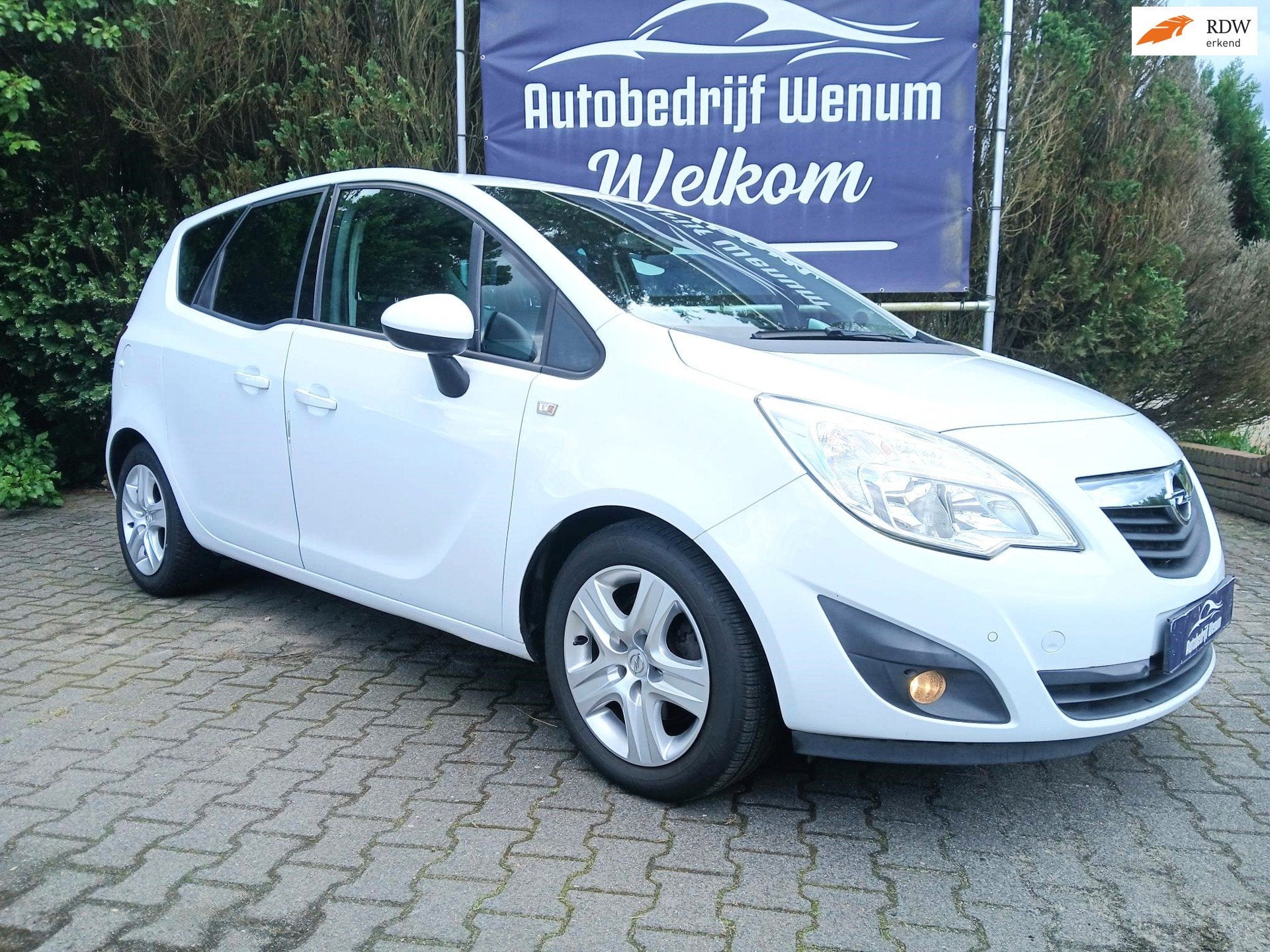 Opel Meriva 1.4 Design Edition, NAVI, Cruise & Climate contr, Voorwielaandrijving, 15 km/l, Gebruikt, 4 cilinders