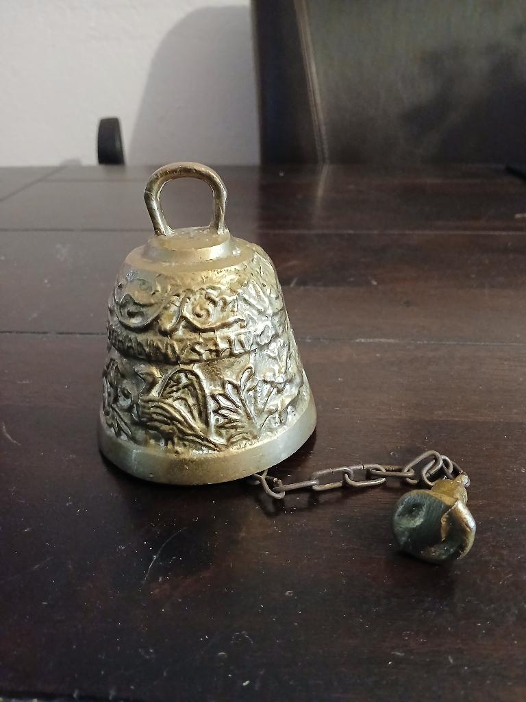 Oude messing bel met ketting, Antiek en Kunst, Antiek | Koper en Brons, Ophalen of Verzenden, Koper