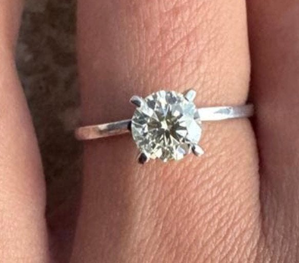 Verlovingsring 14k Witgoud 0.71ct Natuurlijke Diamant NIEUW, Nieuw, Ophalen of Verzenden, 17 tot 18, Met edelsteen