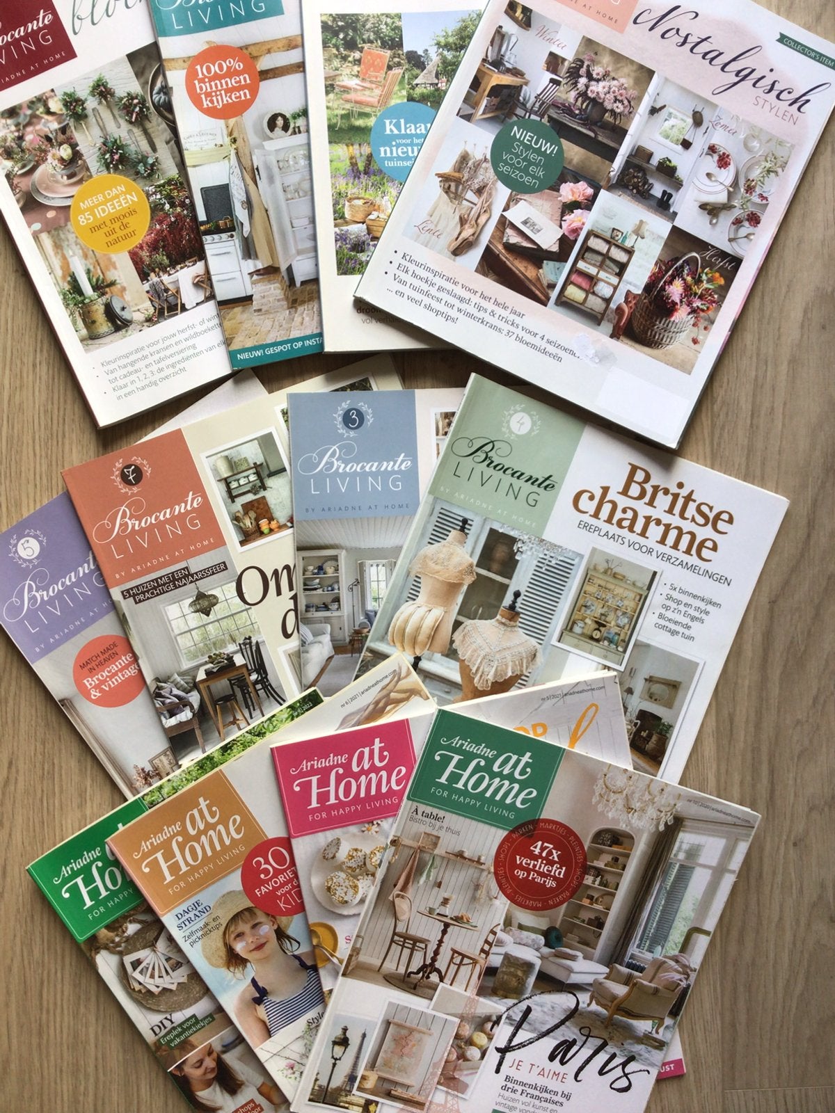 Brocante Living en Ariadne at Home 13 magazines, Ophalen of Verzenden, Zo goed als nieuw