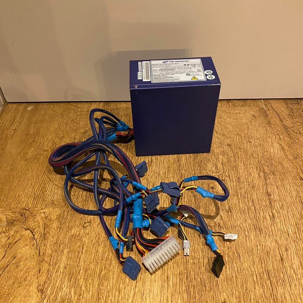 FSP 350W Blauw Desktop voeding, Computers en Software, Ophalen of Verzenden, Gebruikt