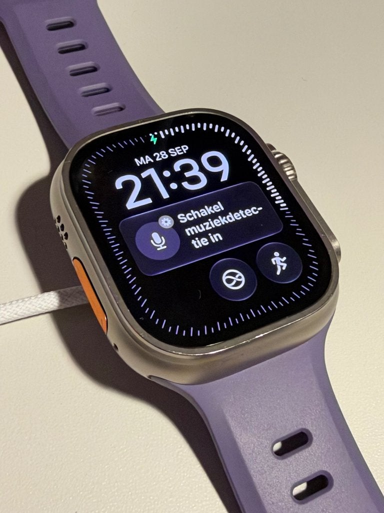 Apple Watch Ultra 2 + Nomad Tempo Band | 93% batterij, IOS, Ophalen of Verzenden, Zo goed als nieuw, Waterdicht