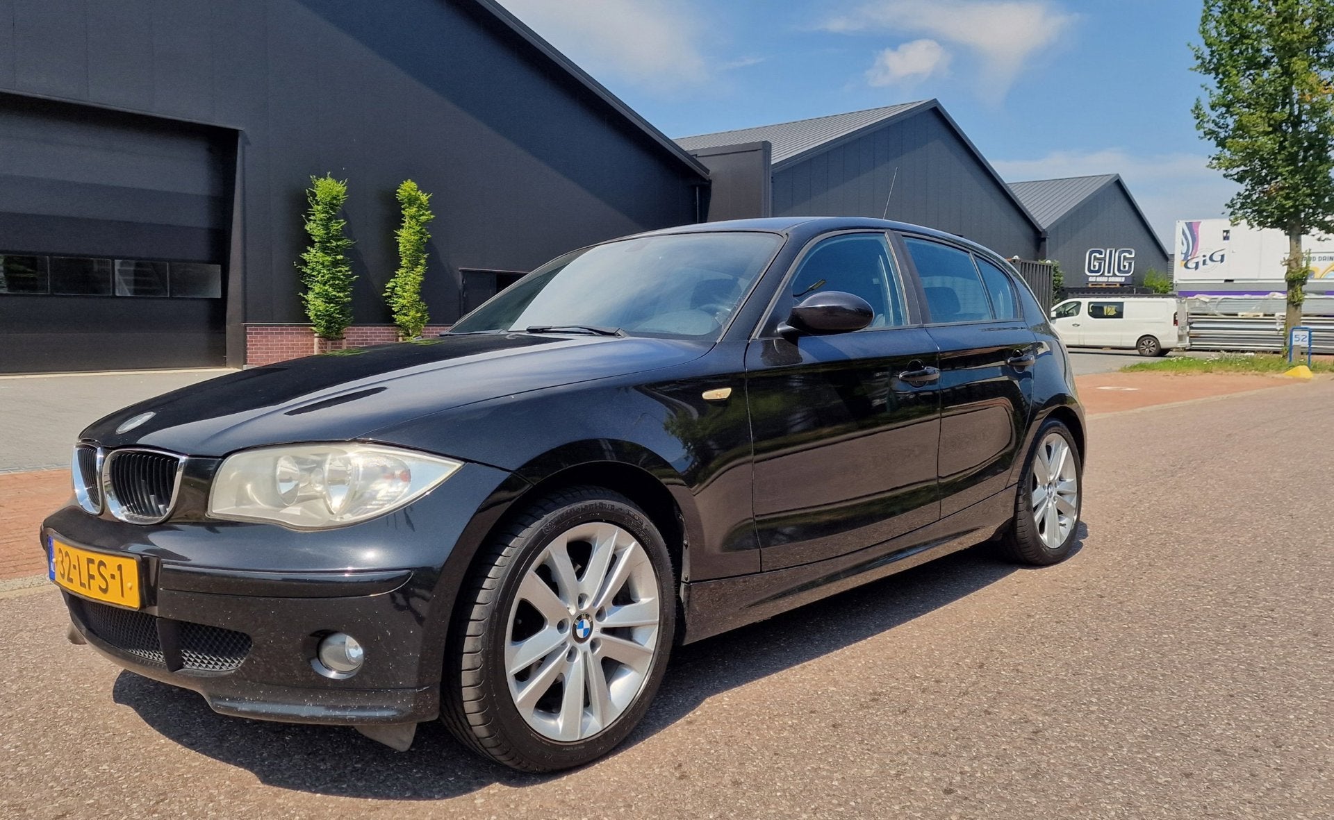 BMW 1-serie 116i AIRCO PSENSOR CRUISE 2 X SLEUTELS, 1-Serie, Euro 5, Achterwielaandrijving, 4 cilinders