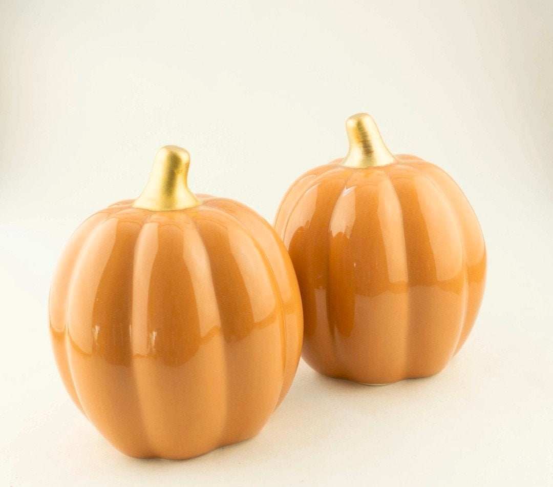2 pompoenen beelden, herfst decoratie, Ophalen of Verzenden, Zo goed als nieuw, Oranje, Nvt