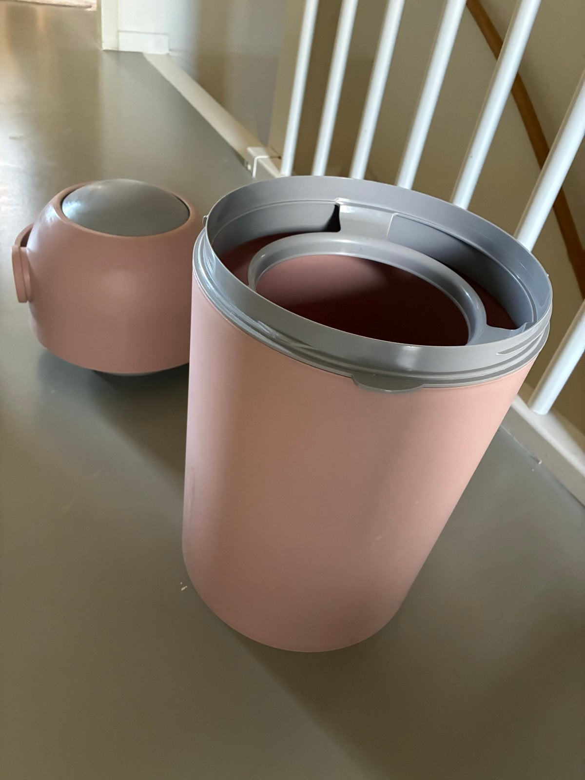 Roze luieremmer van We-Too, Kinderen en Baby's, Ophalen, Gebruikt
