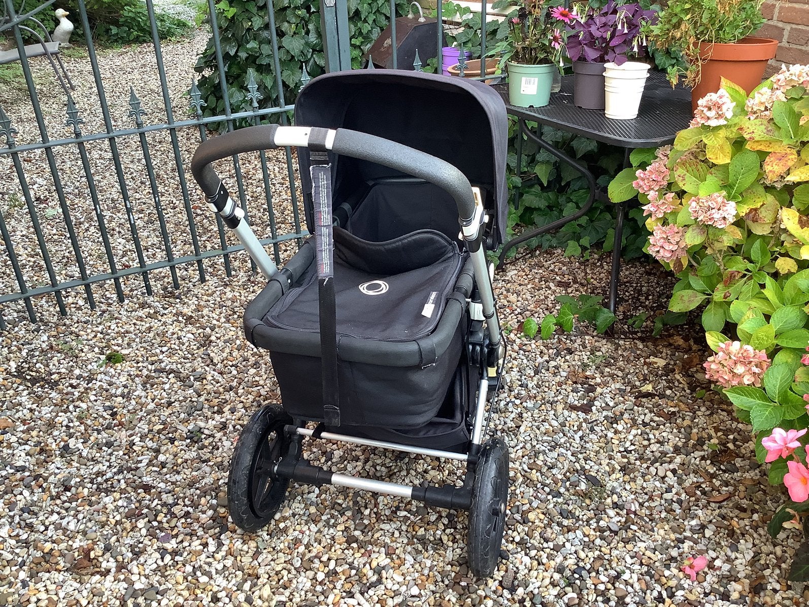 Bugaboo kinder wandelwagen, Ophalen, Zo goed als nieuw, Overige merken, Regenhoes